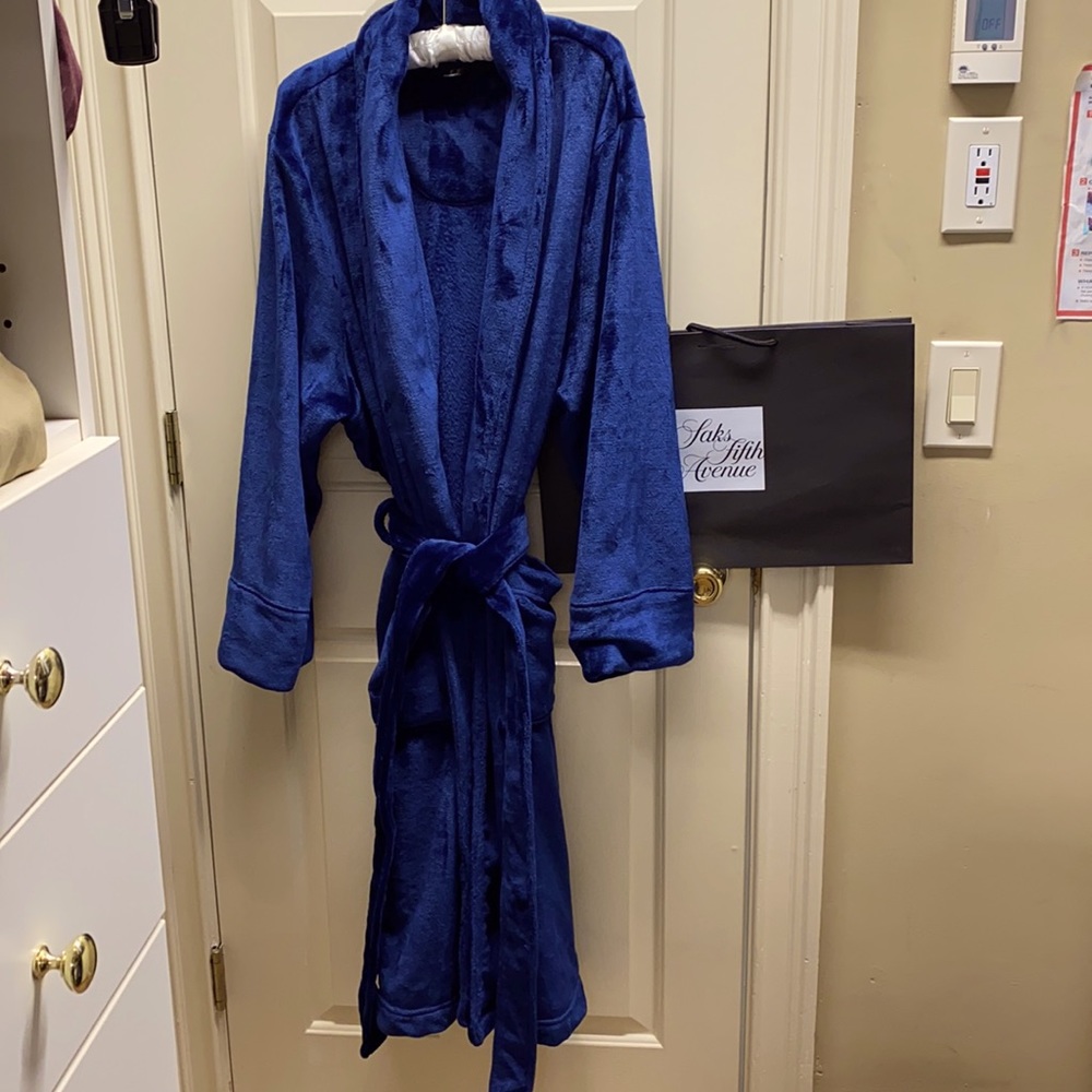 Bathrobe - image 1